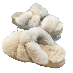 EMU Australia Wobbegong Slippers White Anthropologie Womens 10 Mens 9 Unisex